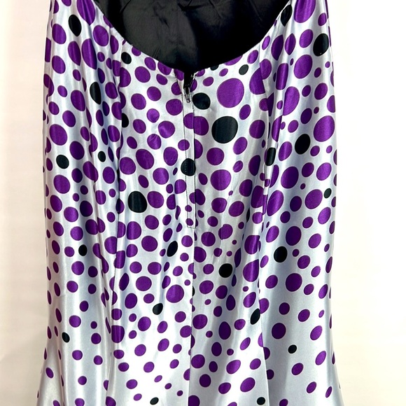 COPY - Beautiful gown but  no tag. Size 8 no flaws - Picture 8 of 11